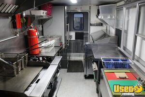 1997 P30 All-purpose Food Truck Diamond Plated Aluminum Flooring Colorado Gas Engine for Sale