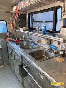 1997 P30 All-purpose Food Truck Exterior Customer Counter Texas for Sale