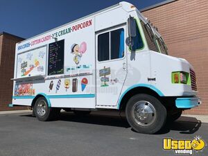 1997 P30 Ice Cream Truck Concession Window Utah Gas Engine for Sale