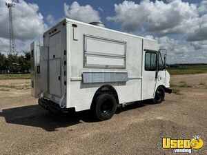 1997 P3500 All-purpose Food Truck Diamond Plated Aluminum Flooring Texas Diesel Engine for Sale