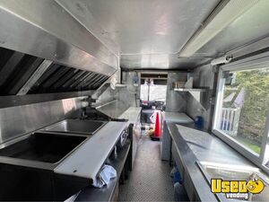 1997 Utilimaster All-purpose Food Truck Exterior Customer Counter Pennsylvania Diesel Engine for Sale