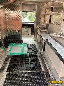 1998 Chassis All-purpose Food Truck Diamond Plated Aluminum Flooring Oregon Gas Engine for Sale