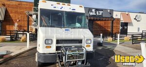 1998 Freigthliner All-purpose Food Truck Concession Window New Mexico for Sale