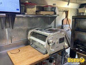 1998 Gruman Olson Pizza Food Truck Exterior Customer Counter Oregon Gas Engine for Sale