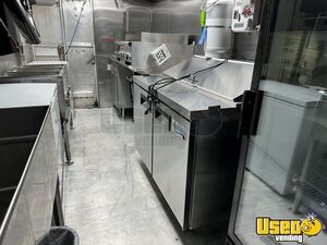 1998 Grumman P30 All-purpose Food Truck Reach-in Upright Cooler New York Gas Engine for Sale