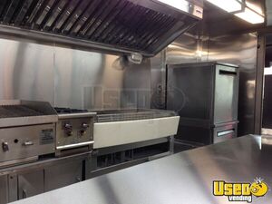 1998 Mt-45 All-purpose Food Truck Stainless Steel Wall Covers New York Diesel Engine for Sale