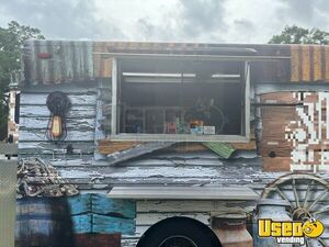 1998 P30 All-purpose Food Truck Concession Window Florida Gas Engine for Sale