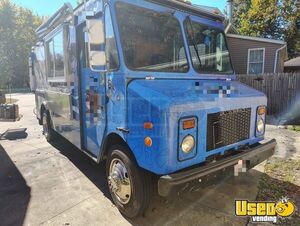 1998 P30 All-purpose Food Truck Concession Window Ohio Gas Engine for Sale