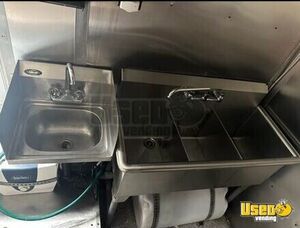 1998 P30 All-purpose Food Truck Exhaust Hood Ontario Gas Engine for Sale