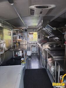 1998 P30 All-purpose Food Truck Exterior Customer Counter New York Gas Engine for Sale