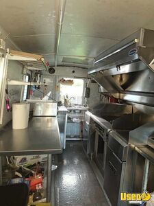 1998 P30 All-purpose Food Truck Refrigerator New York Gas Engine for Sale