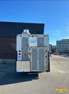 1998 P30 All-purpose Food Truck Stainless Steel Wall Covers Ontario Gas Engine for Sale