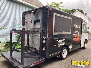 1998 Pizza Trailer Pizza Food Truck Concession Window Massachusetts Diesel Engine for Sale