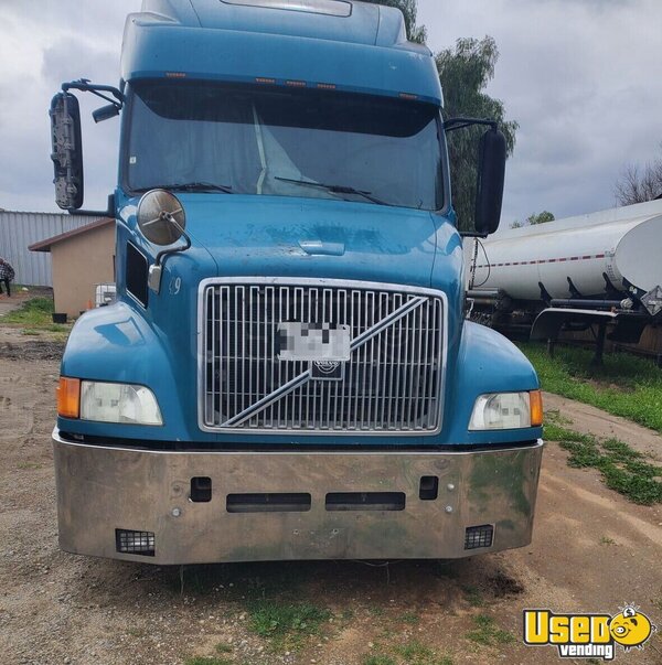 1998 Vn Volvo Semi Truck California for Sale