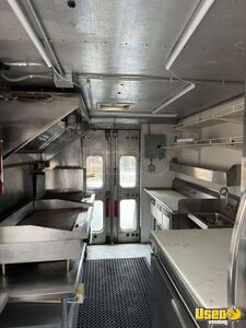 1999 Chassis All-purpose Food Truck Pro Fire Suppression System Connecticut Gas Engine for Sale