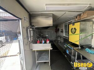 1999 Enclosed Concession Trailer Concession Window Texas for Sale