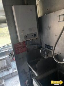 1999 Food Truck All-purpose Food Truck Work Table Georgia Diesel Engine for Sale