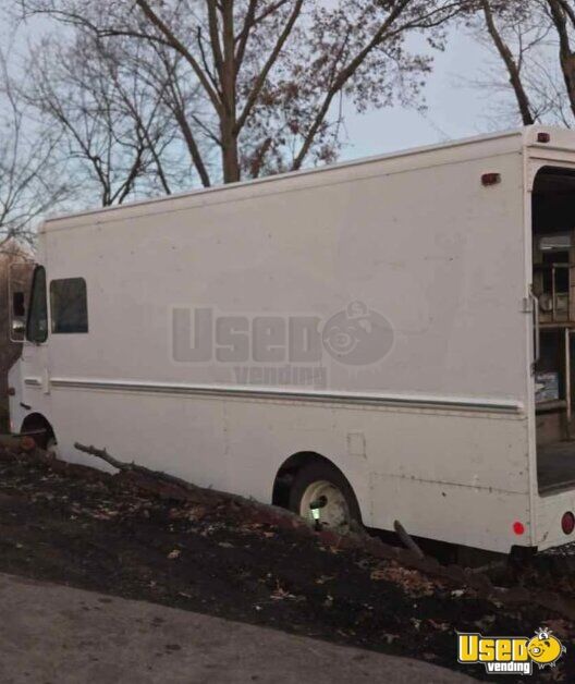 1999 Food Truck Stepvan Missouri Diesel Engine for Sale