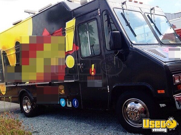 1999 Gmc Step Van Lunch Serving Food Truck Cabinets California Gas Engine for Sale