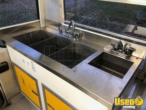 1999 Ice Cream Truck Hand-washing Sink Manitoba Gas Engine for Sale