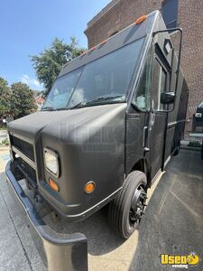 1999 Mt45 4x2 Step Van Mobile Boutique Electrical Outlets Texas Diesel Engine for Sale