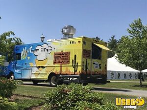 1999 Mt45 All-purpose Food Truck Air Conditioning Massachusetts Diesel Engine for Sale