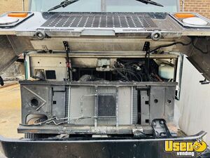 1999 P30 All-purpose Food Truck Electrical Outlets Washington Gas Engine for Sale