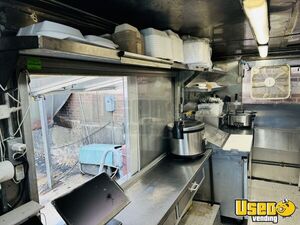 1999 P30 All-purpose Food Truck Insulated Walls Washington Gas Engine for Sale