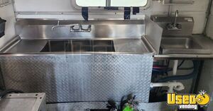 1999 P30 Step Van All-purpose Food Truck Oven Michigan Gas Engine for Sale