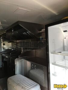 1999 P350 All-purpose Food Truck Reach-in Upright Cooler Michigan Gas Engine for Sale