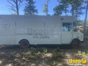 1999 P42 All-purpose Food Truck Concession Window Massachusetts Gas Engine for Sale