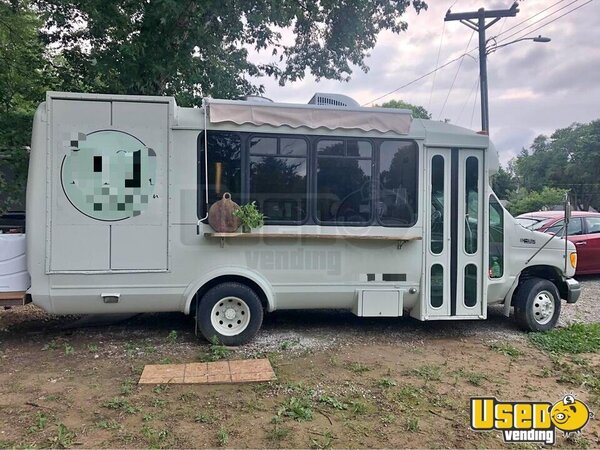 2000 All-purpose Food Truck All-purpose Food Truck Missouri Gas Engine for Sale