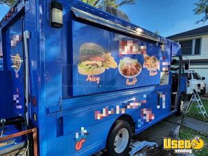 2000 Food Truck All-purpose Food Truck Air Conditioning Texas Diesel Engine for Sale