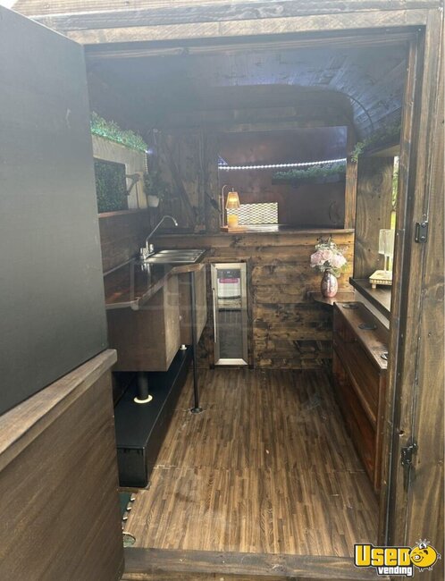 2000 Mobile Bar Beverage - Coffee Trailer Floor Drains Florida for Sale