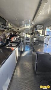 2000 Mt45 Coffee & Beverage Truck Concession Window Texas Diesel Engine for Sale