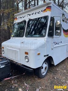 2000 P42 All-purpose Food Truck Concession Window Virginia Diesel Engine for Sale