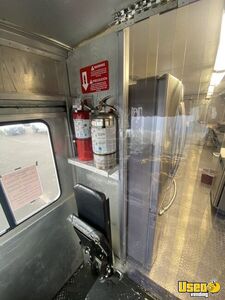 2000 Utilimaster All-purpose Food Truck Fire Extinguisher Oregon Gas Engine for Sale