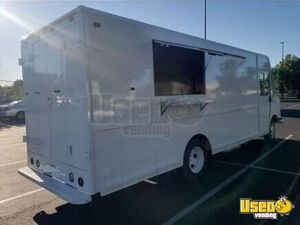 2000 Utilimaster All-purpose Food Truck Oregon Gas Engine for Sale