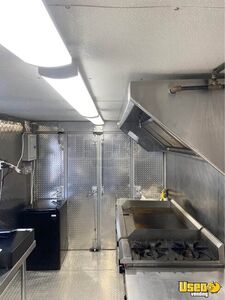 2000 Utilimaster All-purpose Food Truck Reach-in Upright Cooler Oregon Gas Engine for Sale