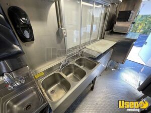 2000 Workhorse All-purpose Food Truck Exterior Customer Counter Virginia for Sale