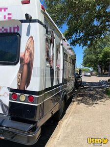 2001 Express 3500 Mobile Hair & Nail Salon Truck Cabinets Texas Gas Engine for Sale