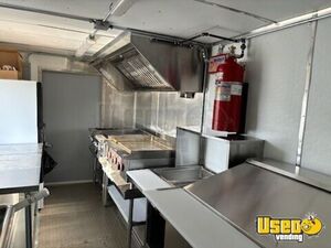 2001 Food Truck All-purpose Food Truck Insulated Walls Minnesota Diesel Engine for Sale