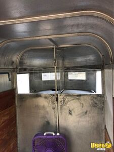 2001 Horse Trailer Snowball Trailer Hot Water Heater Mississippi for Sale