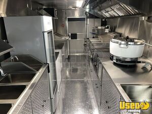 2001 Kitchen Food Truck All-purpose Food Truck Refrigerator Florida for Sale