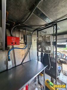 2001 Mt35 Chassis All-purpose Food Truck Deep Freezer Illinois for Sale