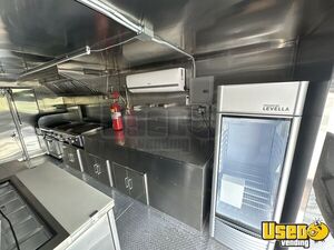 2001 Mt45 All-purpose Food Truck Cabinets Florida Diesel Engine for Sale