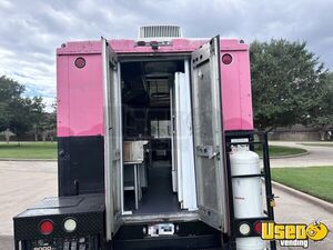 2001 Mt45 All-purpose Food Truck Insulated Walls Texas Diesel Engine for Sale