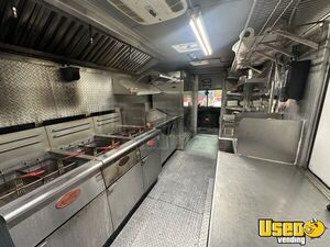 2001 P42 All-purpose Food Truck Diamond Plated Aluminum Flooring Idaho Diesel Engine for Sale