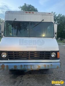 2001 P42 All-purpose Food Truck Spare Tire Michigan Gas Engine for Sale