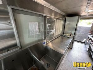 2001 P42 All-purpose Food Truck Steam Table Maryland Diesel Engine for Sale